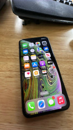Apple iPhone XS 64gb black unlocked
