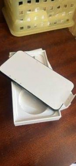 iPhone 13 Green