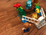 ♥ ♥ ♥ LEGO DUPLO 10879 JURASSIC WORLD GENTLE GIANTS PETTING ZOO ~ RARE
