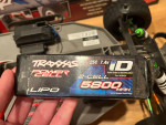 Traxxas slash 2wd with lipo battery and charger
