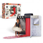 NEW FAO Schwarz Style Girl Runway fashion model Fashion Show Playset