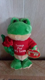 New Vintage Dan Dee Singing Plush Frog "Jump for My Love"