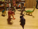 #308...8 DINOSAURS