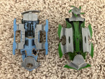 Hexbug Warriors Arena with 2 Warrior Bots + 4 Robotic Nano Micropet