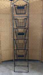 METAL STAND WITH 5 BASKETS