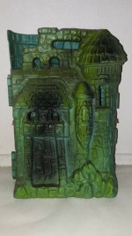 +++++++VINTAGE CASTLE GRAYSKULL AND FISHER PRICE CASTLE+++++++LAST ONE