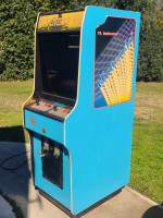 Excite bike arcade game works great takes quarters
