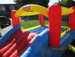 kids blow up bounce house