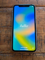 iPhone 11 64GB white