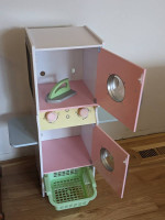 Child's washer/dryer & ironing board