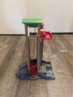 BRIO World Lift & Load Warehouse Set