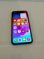 iPhone 11 Pro Max 64GB (Alpine Green) UNLOCKED