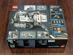 brand new retired LEGO #42100 motorized Liebherr R 9800