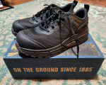 steel-toe shoes [size 10M] (NEW)