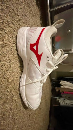 Mizuno volleyball shoes