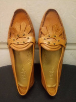 4 pairs! Cole Haan Women's sz. 6B Shoes Flats Loafers