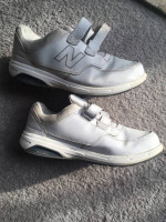 New Balance Velcro Men's Shoes, sz 11
