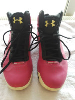 UNDER ARMOUR MICRO-G TORCH BASKETBALL SHOES SZ 8.5. TROPIC PINK°