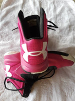 UNDER ARMOUR MICRO-G TORCH BASKETBALL SHOES SZ 8.5. TROPIC PINK°