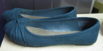 Women's 8W American Eagle Flats/Shoes