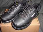 Brand New Mens Hiking Shoes, Sz 7.5 WIDE
