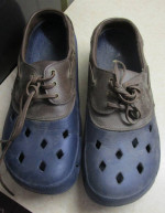 Men's 10/Women's 12 Airwalk Shoes