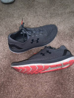 under armour athletic shoes siz 11