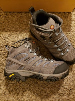 Brand New Womens Merrell Moab II Hiking Shoes