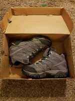 Brand New Womens Merrell Moab II Hiking Shoes