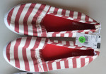 Womens Size 8 Striped Canvas Shoes **NWT**