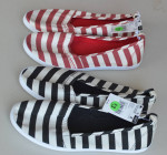 Womens Size 8 Striped Canvas Shoes **NWT**