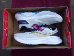 New Womens Sz 8 Saucony Shoes, in Box
