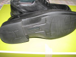 Men's Size 10 Medium Dockers lace shoes - Lot #267a - socmom