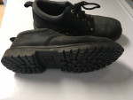 SKECHERS LEATHER UPPER HIKING/WORK SHOES ( SIZE 11 )