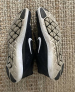Women’s Nike Athletic Shoes sz 7.5