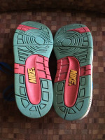 NIKE SHOES SIZE 5Y