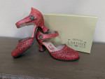 NEW in box - L’ARTISTE shoes - sz 6.5-7