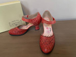 NEW in box - L’ARTISTE shoes - sz 6.5-7