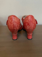NEW in box - L’ARTISTE shoes - sz 6.5-7
