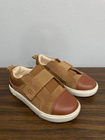 Kids UGG brown leather shoes