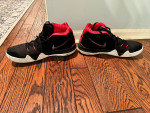 Kyrie 4 Nike Basketball Shoes (Mens size 12)
