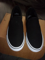 NEW Ladies Sz 10 Lugz Clipper Slip on Shoes