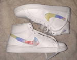 NEW, Nike girls shoes ,size 7R