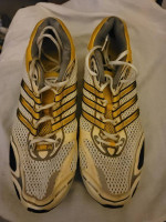 Mens addias supernova size 12 shoes