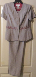 New Sag Harbor PantSuit sz 8 w/New shoes