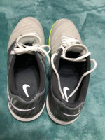NEW NIKE LUNARGATO II INDOOR SOCCER SHOES SIZE 12 GRAY (580456-010)