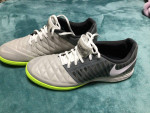 NEW NIKE LUNARGATO II INDOOR SOCCER SHOES SIZE 12 GRAY (580456-010)