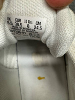 Puma Leather Platform Athletic Shoes in good shape!  Size Women’s 8.