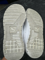 Puma Leather Platform Athletic Shoes in good shape!  Size Women’s 8.