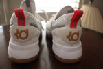 NIKE ZOOM KD9 (GS), 855908 - 900 ,YOUTH BASKETBALL SHOES Size 7Y